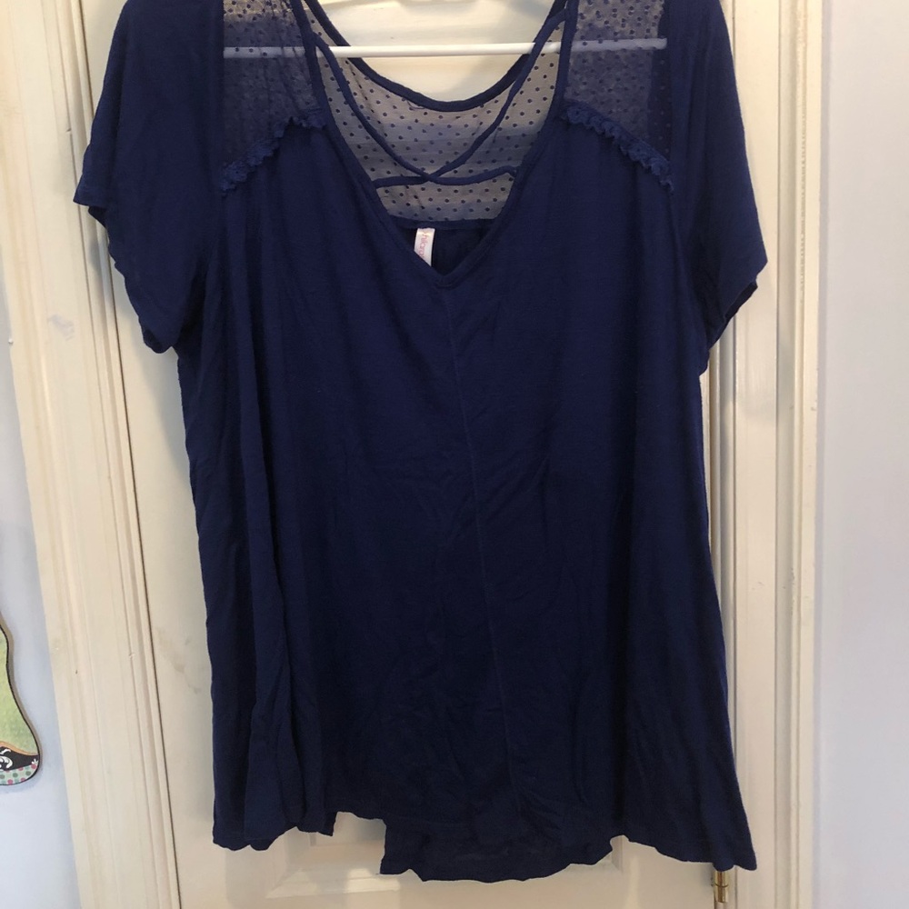 Flowy top